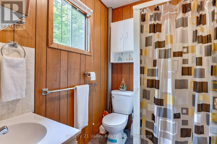 27A Maple Grove Lane — photo 21 of 40