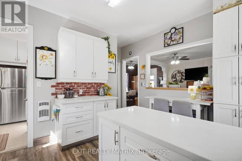 20 Spring Street — photo 11 of 40