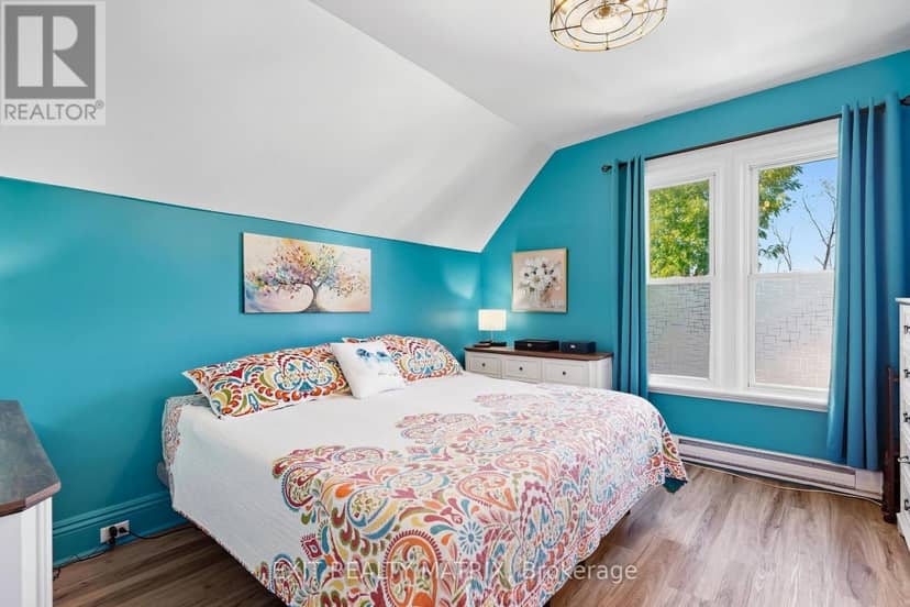 20 Spring Street — photo 18 of 40