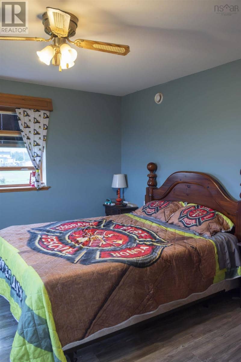 345 Toney Bay Road — photo 31 of 40