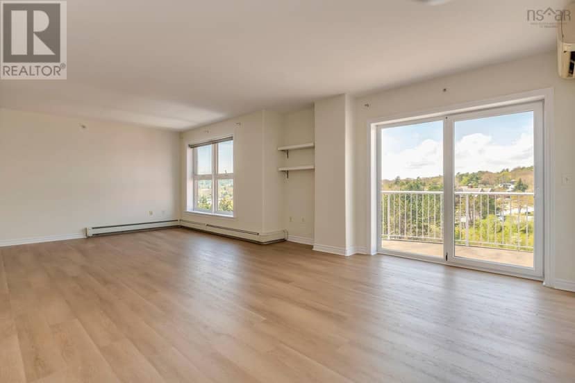 802 99 Waterfront Drive — photo 21 of 40
