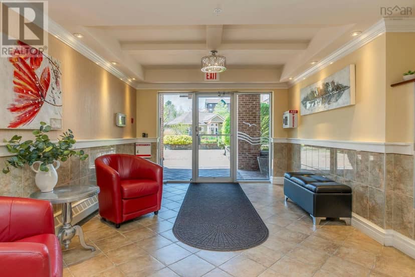 802 99 Waterfront Drive — photo 6 of 40