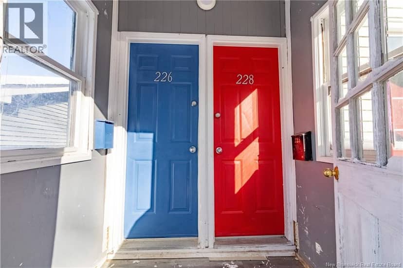 226-228 Watson Street — photo 3 of 40