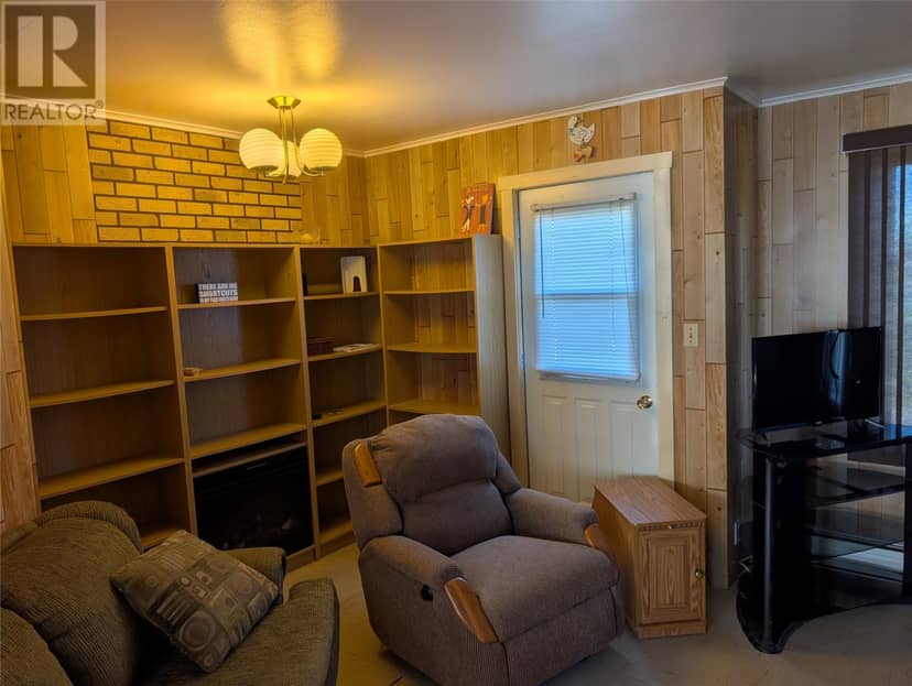 82 Main Road — photo 7 of 15