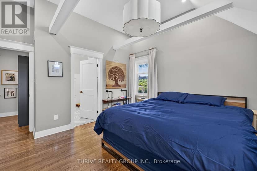 837 Wellington Street — photo 26 of 40