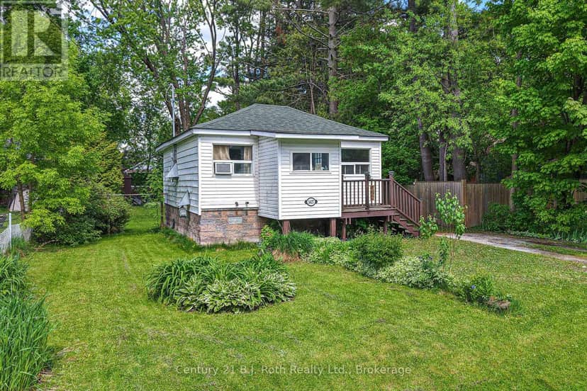 3427 Coronation Avenue — photo 1 of 29