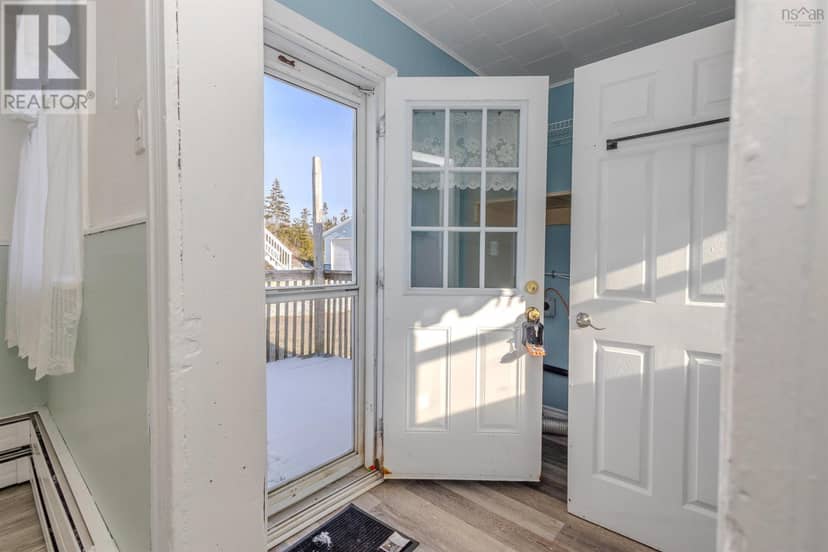52 Pepperell Street — photo 14 of 38