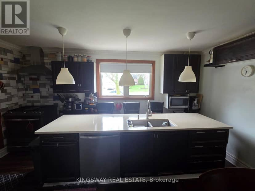 405 Dixon Boulevard — photo 4 of 15
