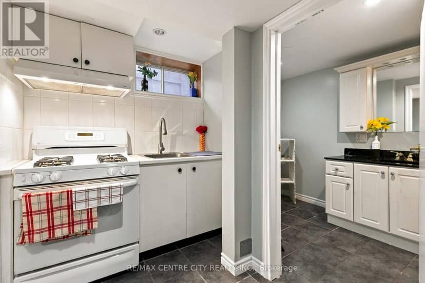 360 Hale Street — photo 22 of 40