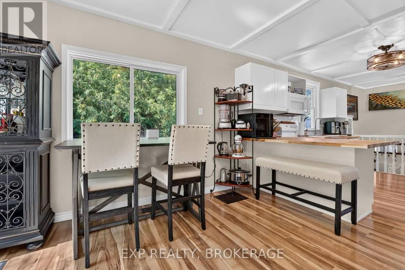 22053 Highway 7 — photo 11 of 40