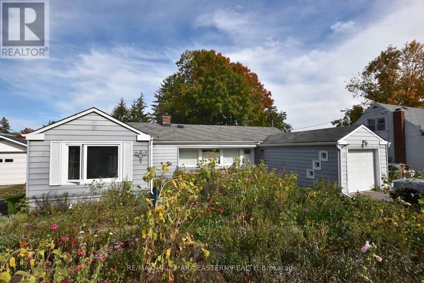 726 Fairbairn Street — photo 1 of 28
