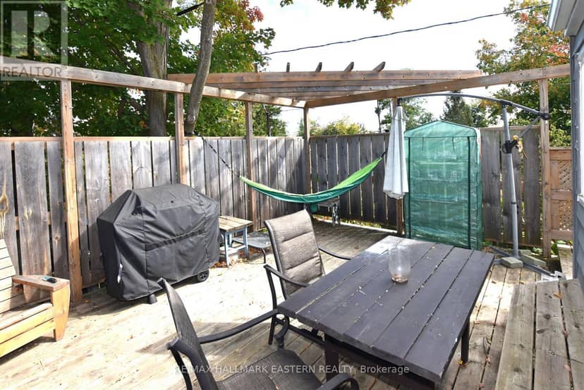 726 Fairbairn Street — photo 27 of 28
