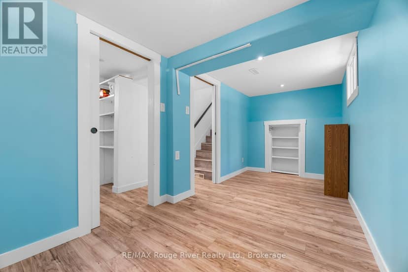 68 Coyle Crescent — photo 26 of 40