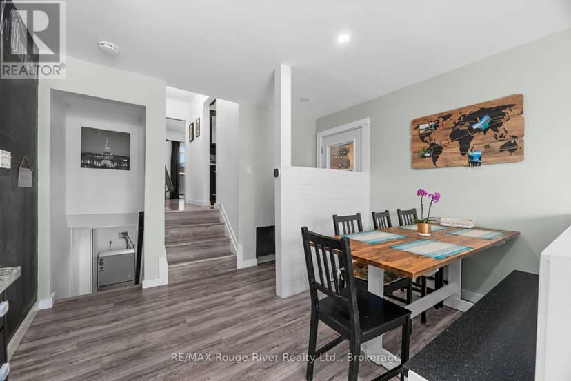 68 Coyle Crescent — photo 9 of 40