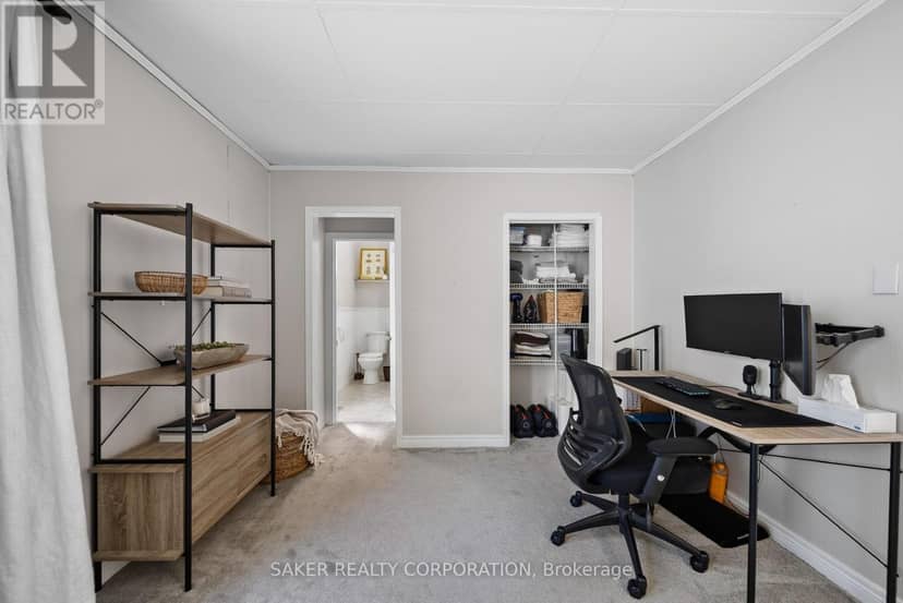 23 Maple Street — photo 18 of 38