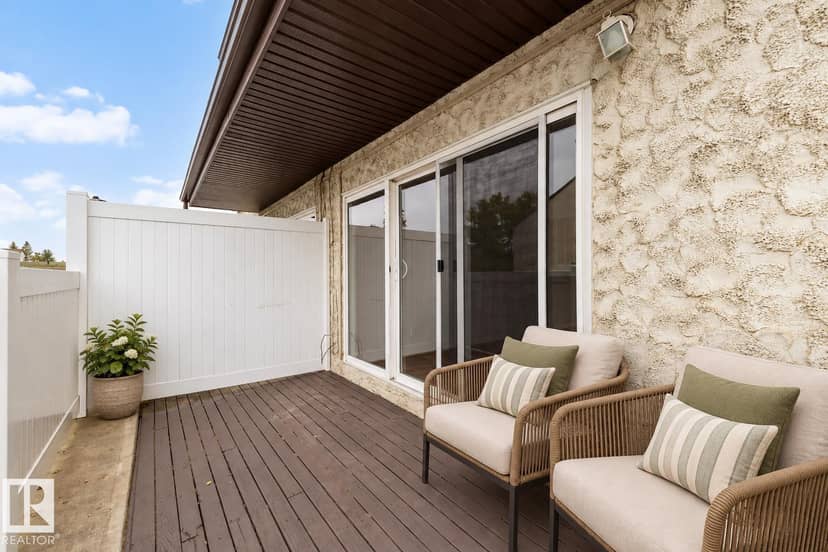 8C Meadowlark Vg NW — photo 36 of 40