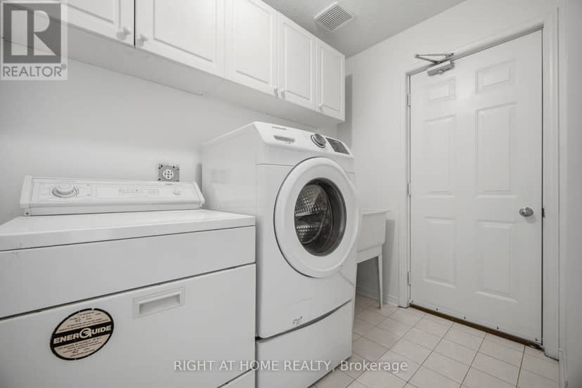 11 Lynda McNeil Place — photo 38 of 40