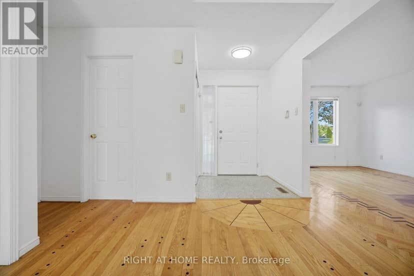 11 Lynda McNeil Place, Markham, photo 5