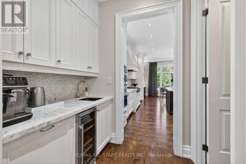 126 Hillview Road — photo 21 of 40