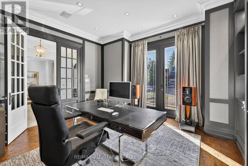 126 Hillview Road, Aurora, photo 6