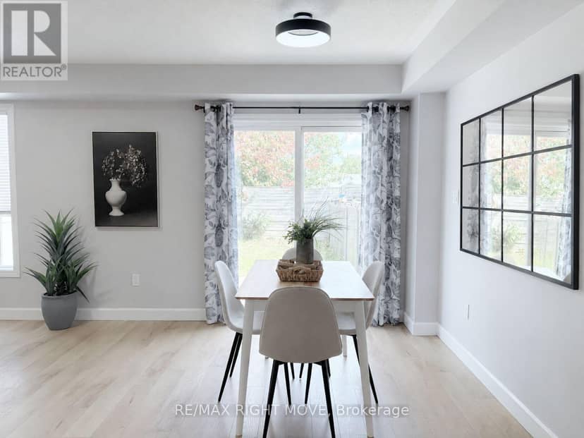 40 Michelle Drive — photo 10 of 26