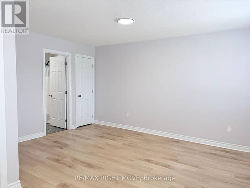 40 Michelle Drive — photo 14 of 26