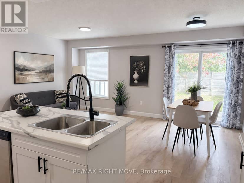 40 Michelle Drive — photo 8 of 26