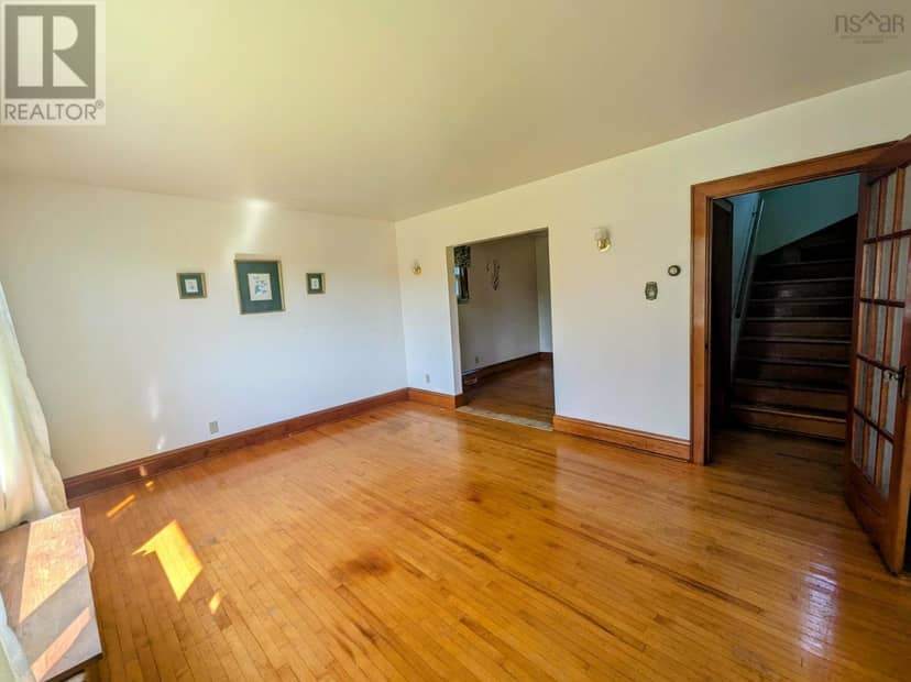 1843 Sydney Road — photo 15 of 27