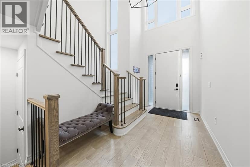 90 ROBERTSON Road — photo 3 of 40