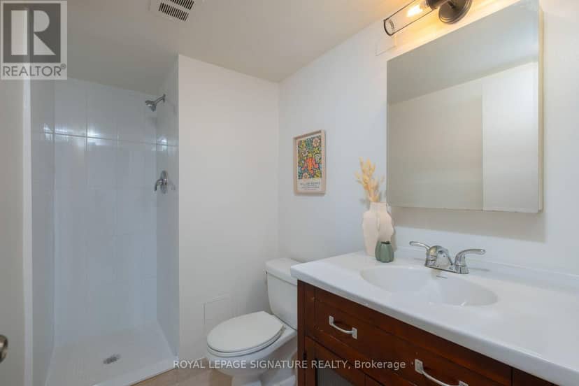 1607 - 360 Ridelle Avenue — photo 20 of 30