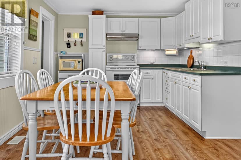 118 Chapel Cove Road — photo 8 of 40