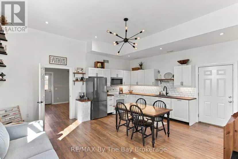 2574 Fairgrounds Road S, Clearview, photo 7