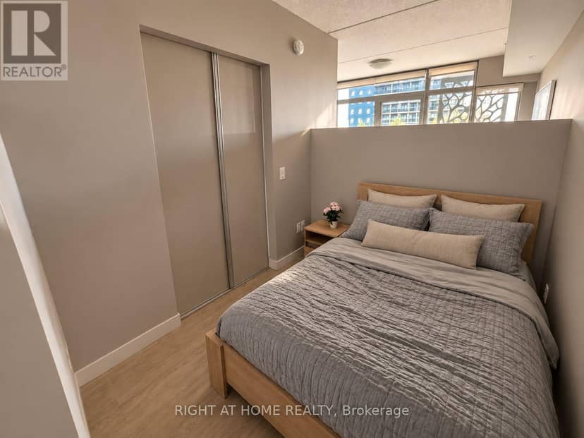 713 - 250 Albert Street — photo 11 of 23