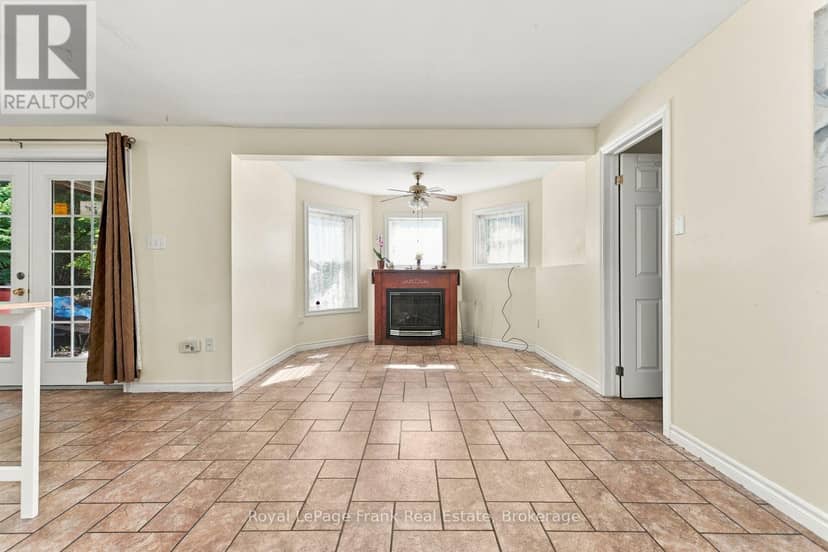 62 Cedartree Lane — photo 21 of 28