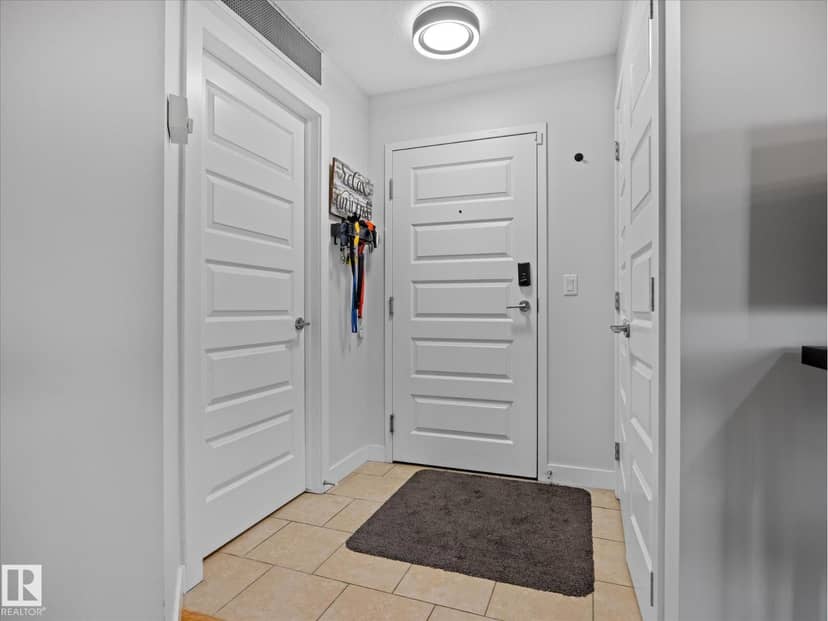 #305 8730 82 AV NW, Edmonton, photo 6