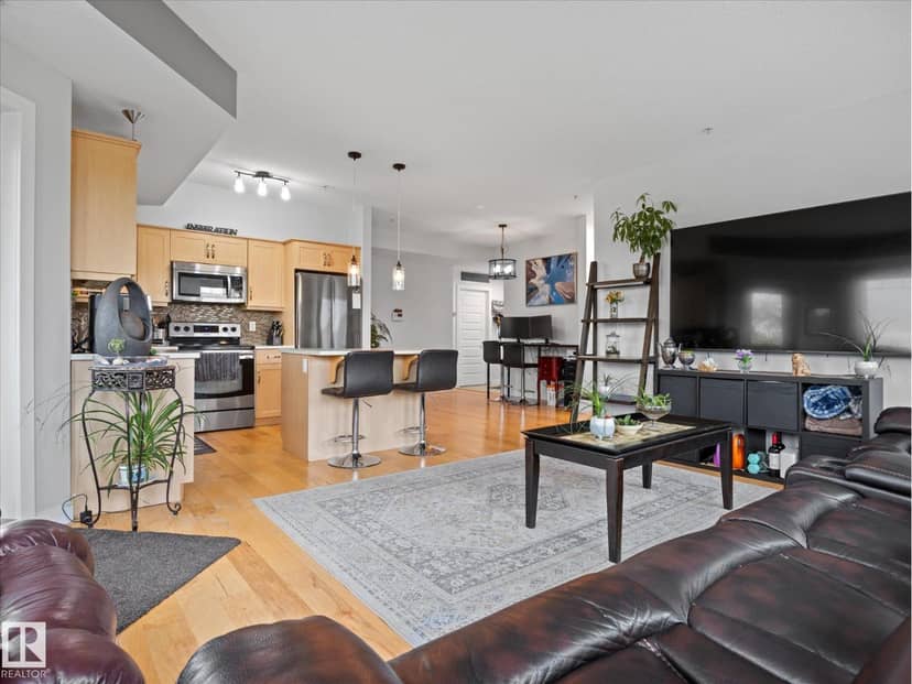 #305 8730 82 AV NW — photo 9 of 35