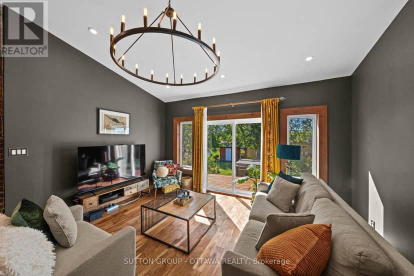 40 Sabourin Street — photo 11 of 40