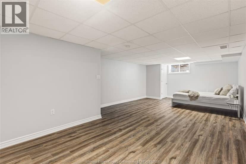 1519 Aspenshore AVENUE — photo 24 of 40