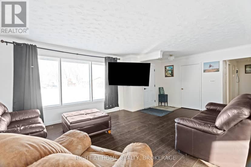 105 Glenwood Parkway — photo 11 of 28
