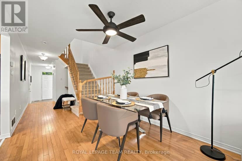135 Gatespark Private — photo 6 of 40