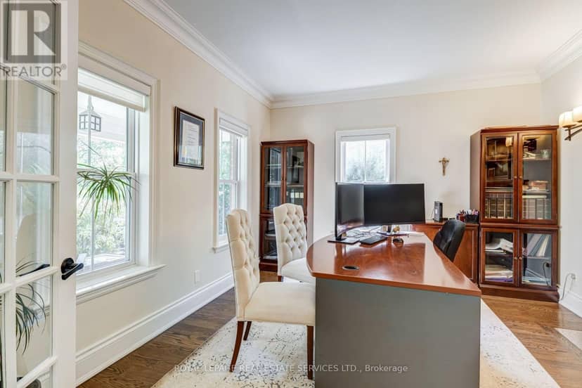 2305 Belyea Street, Oakville, photo 3