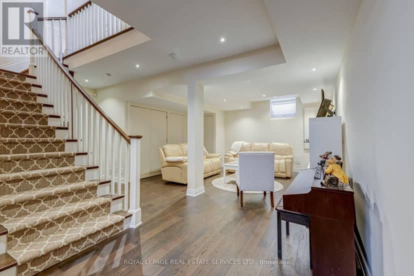 2305 Belyea Street — photo 35 of 40