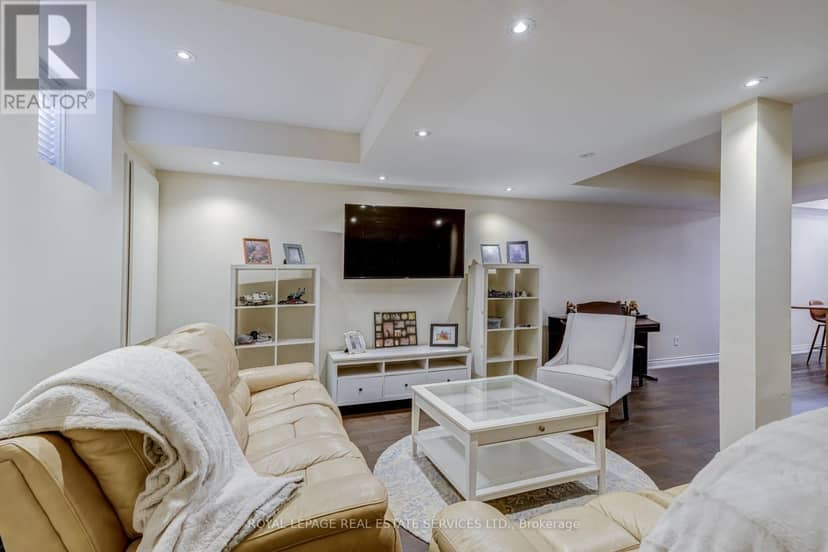 2305 Belyea Street — photo 37 of 40