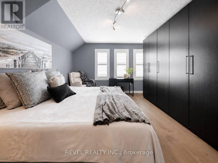 409 Tansley Street — photo 27 of 40