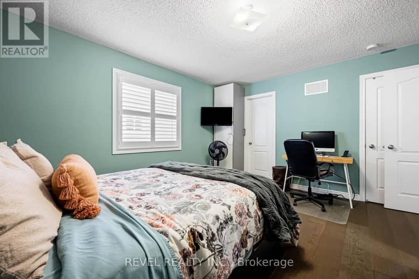409 Tansley Street — photo 39 of 40