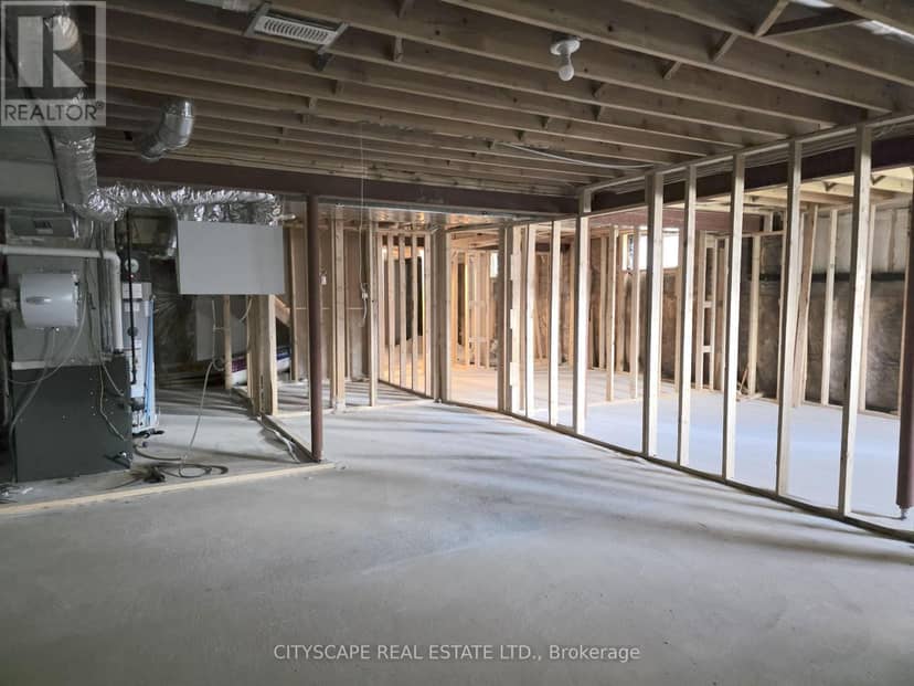 321 Van Dusen Avenue — photo 39 of 40