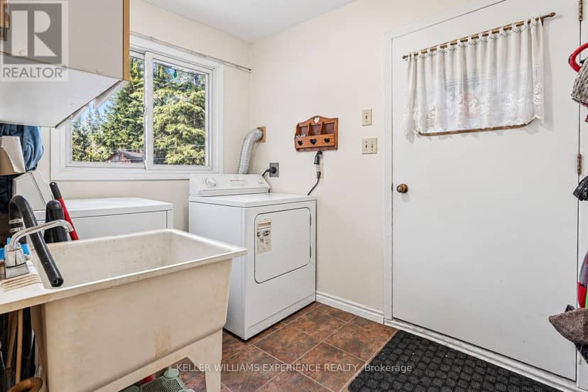 1099 Sherwood Forest Road — photo 19 of 28