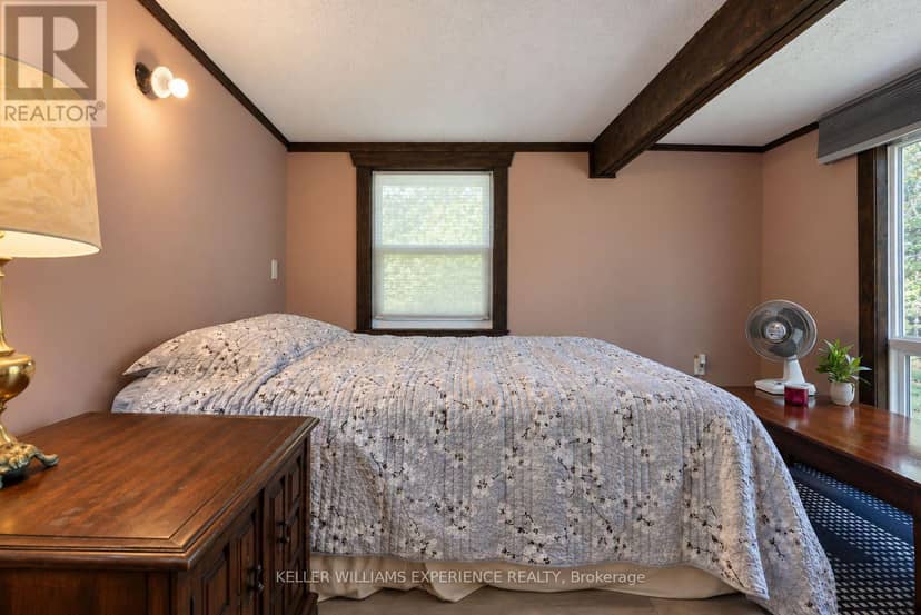 1099 Sherwood Forest Road — photo 25 of 28
