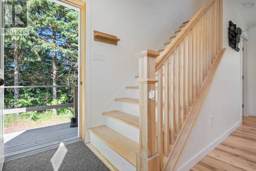 13734 Highway 6 — photo 14 of 40