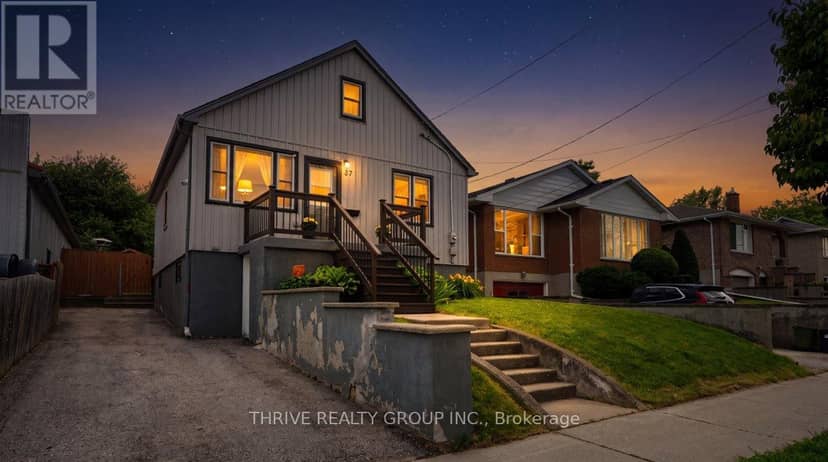 37 Emery Street W, London South